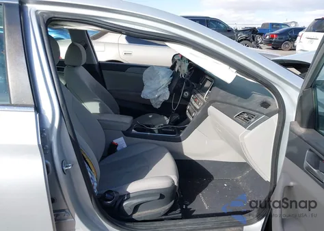 2018 Hyundai Sonata Se z USA, uszkodzony, nr VIN 5NPE24AF4JH658614